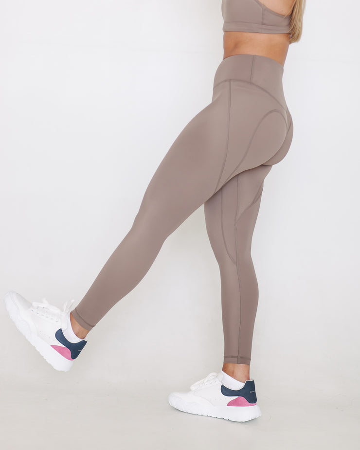 LINEAR LEGGING